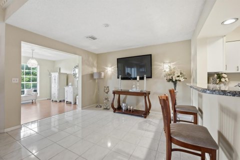 Townhouse in Boca Raton, Florida 3 bedrooms, 210.7 sq.m. № 2381659 - photo 9