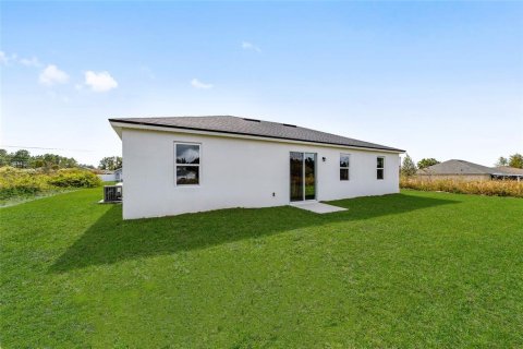 House in Dunnellon, Florida 4 bedrooms, 172.71 sq.m. № 2118453 - photo 5