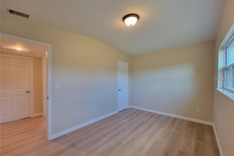 Villa ou maison à louer à Saint Petersburg, Floride: 3 chambres, 93.55 m2 № 1879551 - photo 14