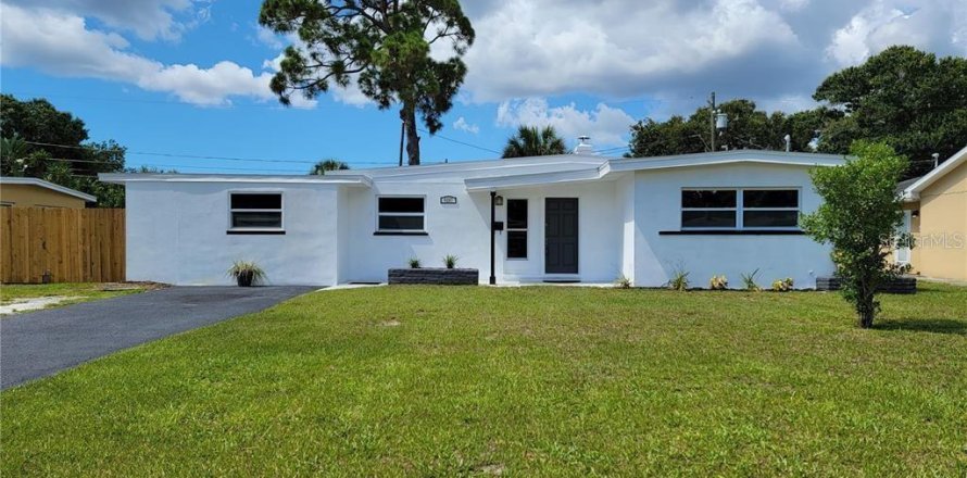 Casa en Saint Petersburg, Florida 3 dormitorios, 93.55 m2 № 1879551