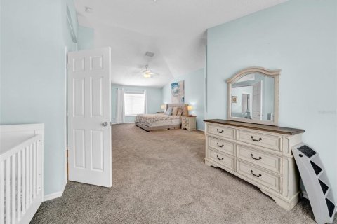 House in Riverview, Florida 5 bedrooms, 361.2 sq.m. № 1734979 - photo 28