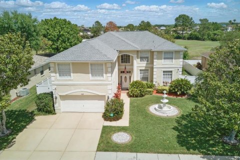 House in Riverview, Florida 5 bedrooms, 361.2 sq.m. № 1734979 - photo 1