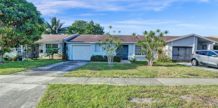 Casa en Margate, Florida 3 dormitorios, 116.5 m2 № 1185196