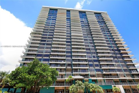 Condo in Miami, Florida, 2 bedrooms  № 2040131