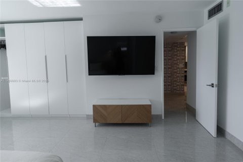 Снять в аренду кондоминиум в Помпано-Бич, Флорида 3 спальни, 134.15м2, № 1970344 - фото 20