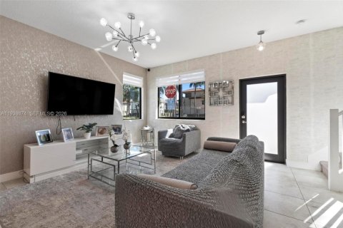 Touwnhouse à louer à Doral, Floride: 3 chambres, 132.29 m2 № 1996340 - photo 8