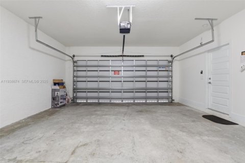 Touwnhouse à louer à Doral, Floride: 3 chambres, 132.29 m2 № 1996340 - photo 29