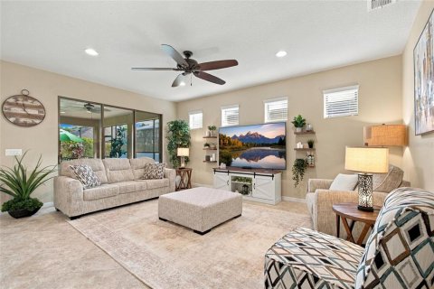 Villa ou maison à vendre à Davenport, Floride: 3 chambres, 263.94 m2 № 2411513 - photo 6