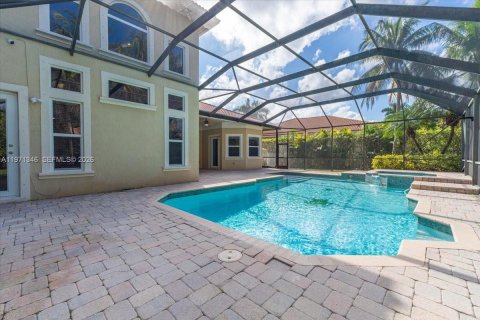 Casa en venta en Coral Springs, Florida, 5 dormitorios, 324.6 m2 № 2032254 - foto 14