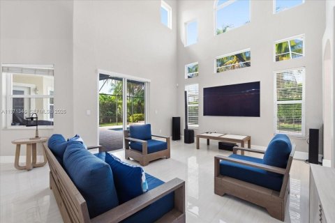 Casa en venta en Coral Springs, Florida, 5 dormitorios, 324.6 m2 № 2032254 - foto 13