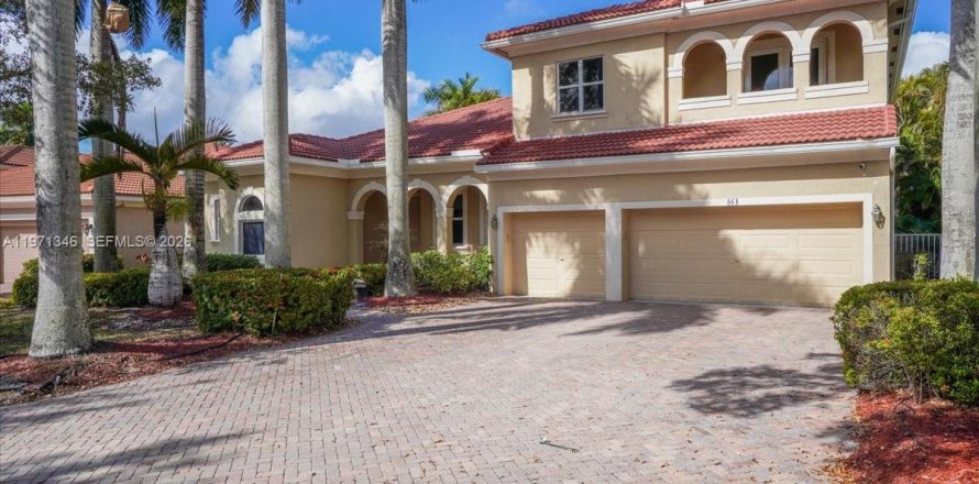 Casa en Coral Springs, Florida 5 dormitorios, 324.6 m2 № 2032254