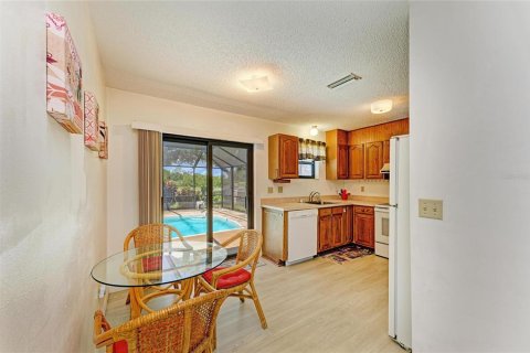 Villa ou maison à vendre à Venice, Floride: 2 chambres, 88.54 m2 № 1880588 - photo 16