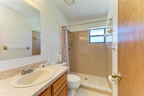 Villa ou maison à vendre à Venice, Floride: 2 chambres, 88.54 m2 № 1880588 - photo 25