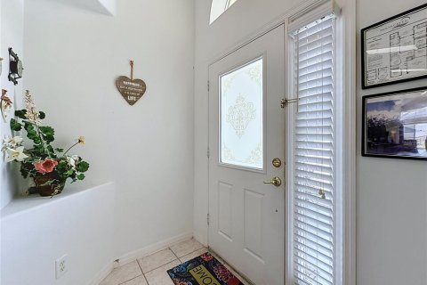 House in Kissimmee, Florida 5 bedrooms, 198.44 sq.m. № 2425552 - photo 4