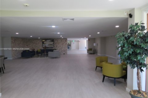 Copropriété à louer à Miami, Floride: 1 chambre, 65.5 m2 № 1989549 - photo 26