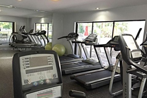 Copropriété à louer à Miami, Floride: 1 chambre, 65.5 m2 № 1989549 - photo 22