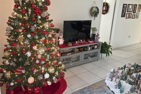 Copropriété à louer à Miami, Floride: 1 chambre, 65.5 m2 № 1989549 - photo 9