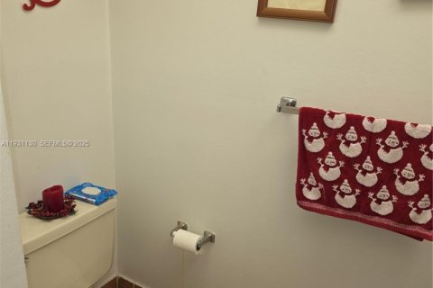 Copropriété à louer à Miami, Floride: 1 chambre, 65.5 m2 № 1989549 - photo 5