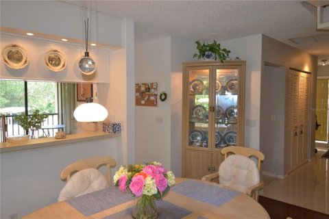 Touwnhouse à louer à Oldsmar, Floride: 2 chambres, 151.06 m2 № 2099365 - photo 19