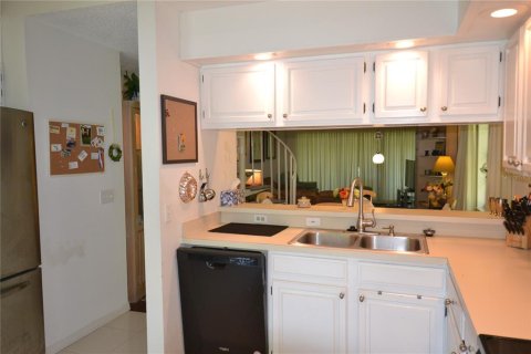 Touwnhouse à louer à Oldsmar, Floride: 2 chambres, 151.06 m2 № 2099365 - photo 27