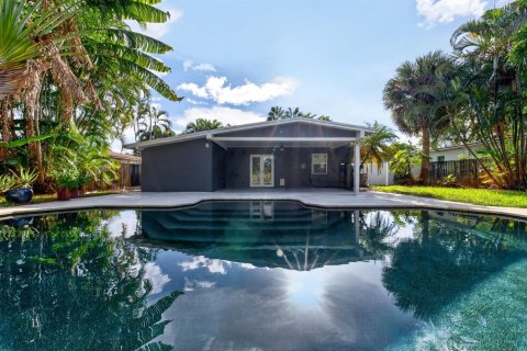 Villa ou maison à Fort Lauderdale, Floride 4 chambres, 139.17 m2 № 2361986