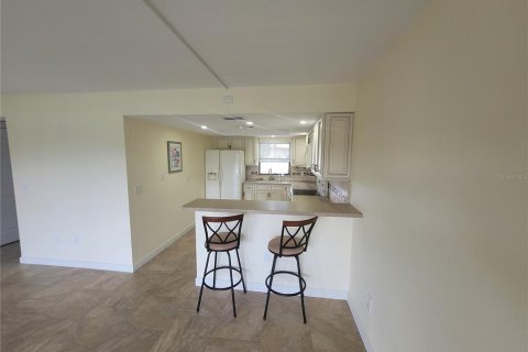 Copropriété à vendre à Punta Gorda, Floride: 2 chambres, 135.27 m2 № 2410468 - photo 15