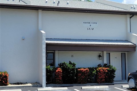 Copropriété à vendre à Punta Gorda, Floride: 2 chambres, 135.27 m2 № 2410468 - photo 2