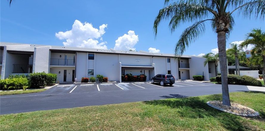 Condo à Punta Gorda, Floride, 2 chambres  № 2410468