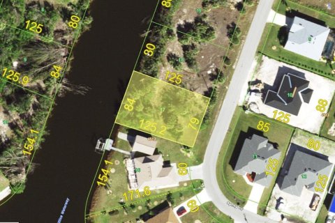 Terreno en Port Charlotte, Florida № 2103173