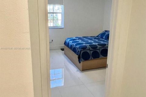 Снять в аренду кондоминиум в Майами, Флорида 2 спальни, 111.48м2, № 1985959 - фото 17