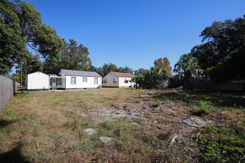 Villa ou maison à vendre à Tampa, Floride: 2 chambres, 81.75 m2 № 2412737 - photo 30