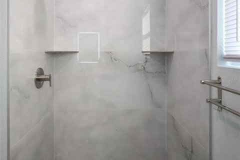 Villa ou maison à vendre à Tampa, Floride: 2 chambres, 81.75 m2 № 2412737 - photo 24