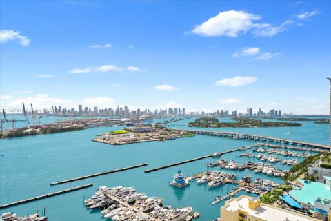 Condominio en venta en Miami Beach, Florida, 2 dormitorios, 104.98 m2 № 2012704 - foto 26
