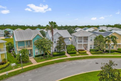 House in Four Corners, Florida 3 bedrooms, 176.89 sq.m. № 2304969 - photo 3