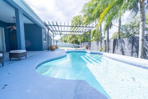 Villa ou maison à vendre à Kissimmee, Floride: 4 chambres, 216.56 m2 № 2436810 - photo 27