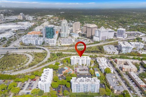 Copropriété à vendre à Miami, Floride: 2 chambres, 99.68 m2 № 2058578 - photo 23