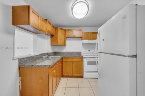 Copropriété à vendre à Miami, Floride: 2 chambres, 99.68 m2 № 2058578 - photo 7