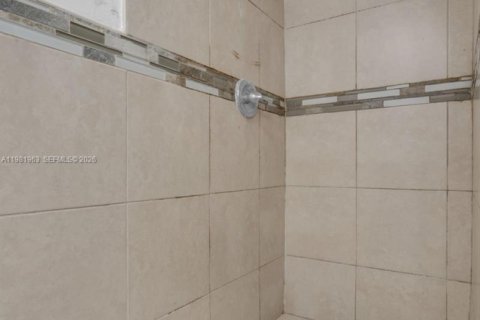 Copropriété à vendre à Miami, Floride: 2 chambres, 99.68 m2 № 2058578 - photo 14