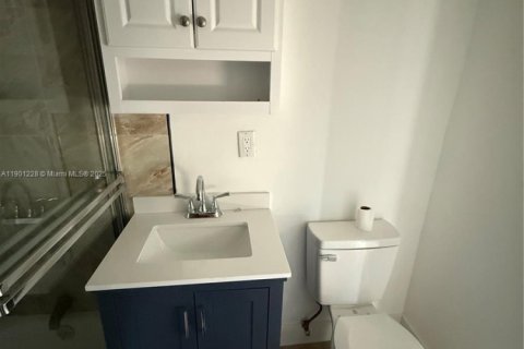 Villa ou maison à vendre à Vero Beach, Floride: 4 chambres, 86.96 m2 № 2081723 - photo 6