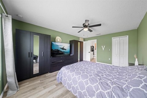 House in Palm Bay, Florida 3 bedrooms, 132.39 sq.m. № 1831754 - photo 12