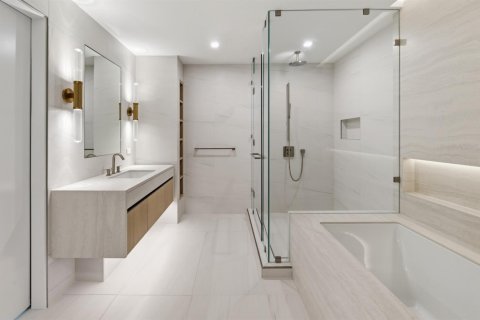 Copropriété à vendre à Pompano Beach, Floride: 3 chambres, 256.41 m2 № 2158321 - photo 23