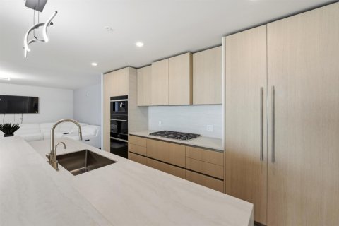 Copropriété à vendre à Pompano Beach, Floride: 3 chambres, 256.41 m2 № 2158321 - photo 17