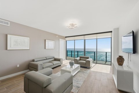 Copropriété à vendre à Pompano Beach, Floride: 3 chambres, 256.41 m2 № 2158321 - photo 6