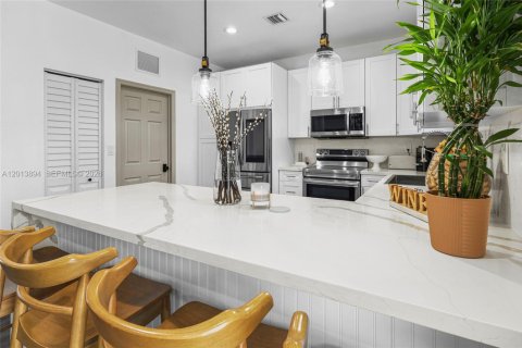 House in Homestead, Florida 3 bedrooms, 141.86 sq.m. № 2076150 - photo 10