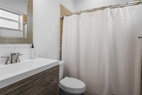 House in Homestead, Florida 3 bedrooms, 141.86 sq.m. № 2076150 - photo 14