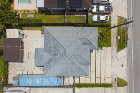 House in Homestead, Florida 3 bedrooms, 141.86 sq.m. № 2076150 - photo 29