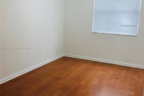 Снять в аренду кондоминиум в Санни-Айлс-Бич, Флорида 1 спальня, 62.52м2, № 2028650 - фото 10