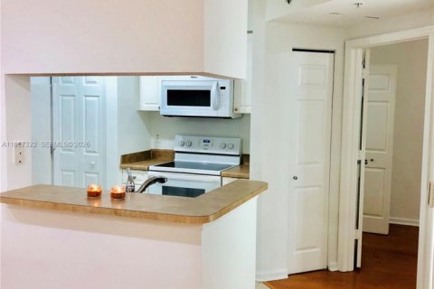 Снять в аренду кондоминиум в Санни-Айлс-Бич, Флорида 1 спальня, 62.52м2, № 2028650 - фото 3