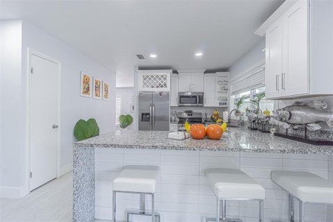 Casa en venta en Tampa, Florida, 3 dormitorios, 139.35 m2 № 1807254 - foto 22