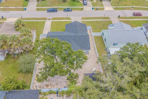 Casa en venta en Tampa, Florida, 3 dormitorios, 139.35 m2 № 1807254 - foto 10